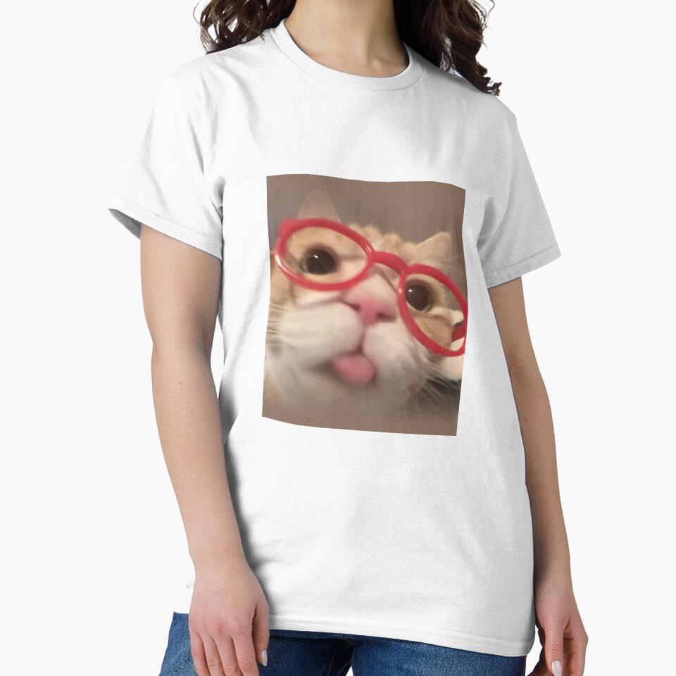 Cute Funny cat with glasses by Alex González Caballero