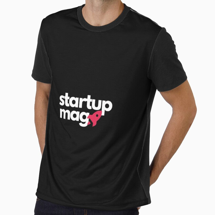 White logo for startupmag by startupmag