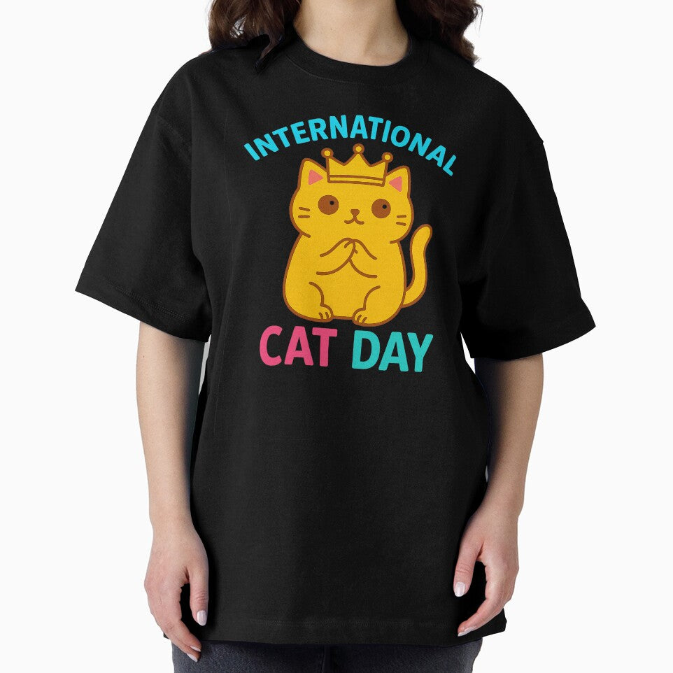 Majestic Cat with Crown – International Cat Day Cute Royal Kitty" by Printcora