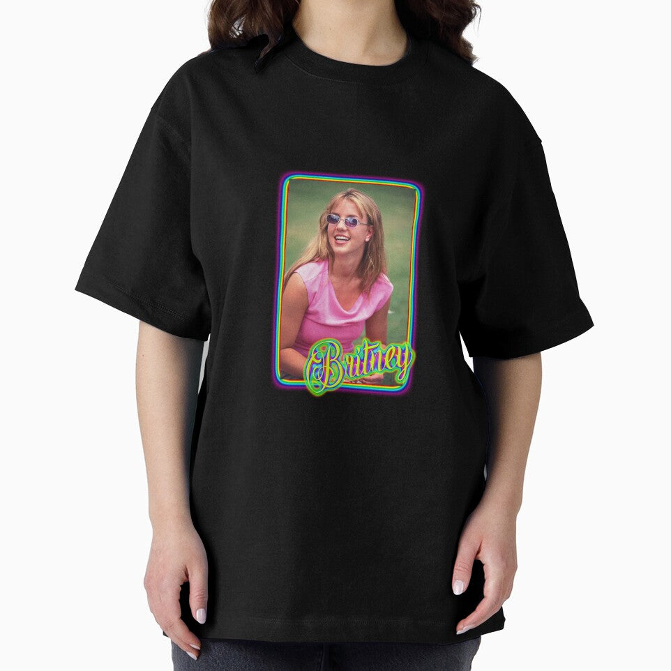 brit babe by Ilustra Club
